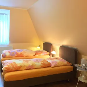 Barcelona Bed & Breakfast מלון